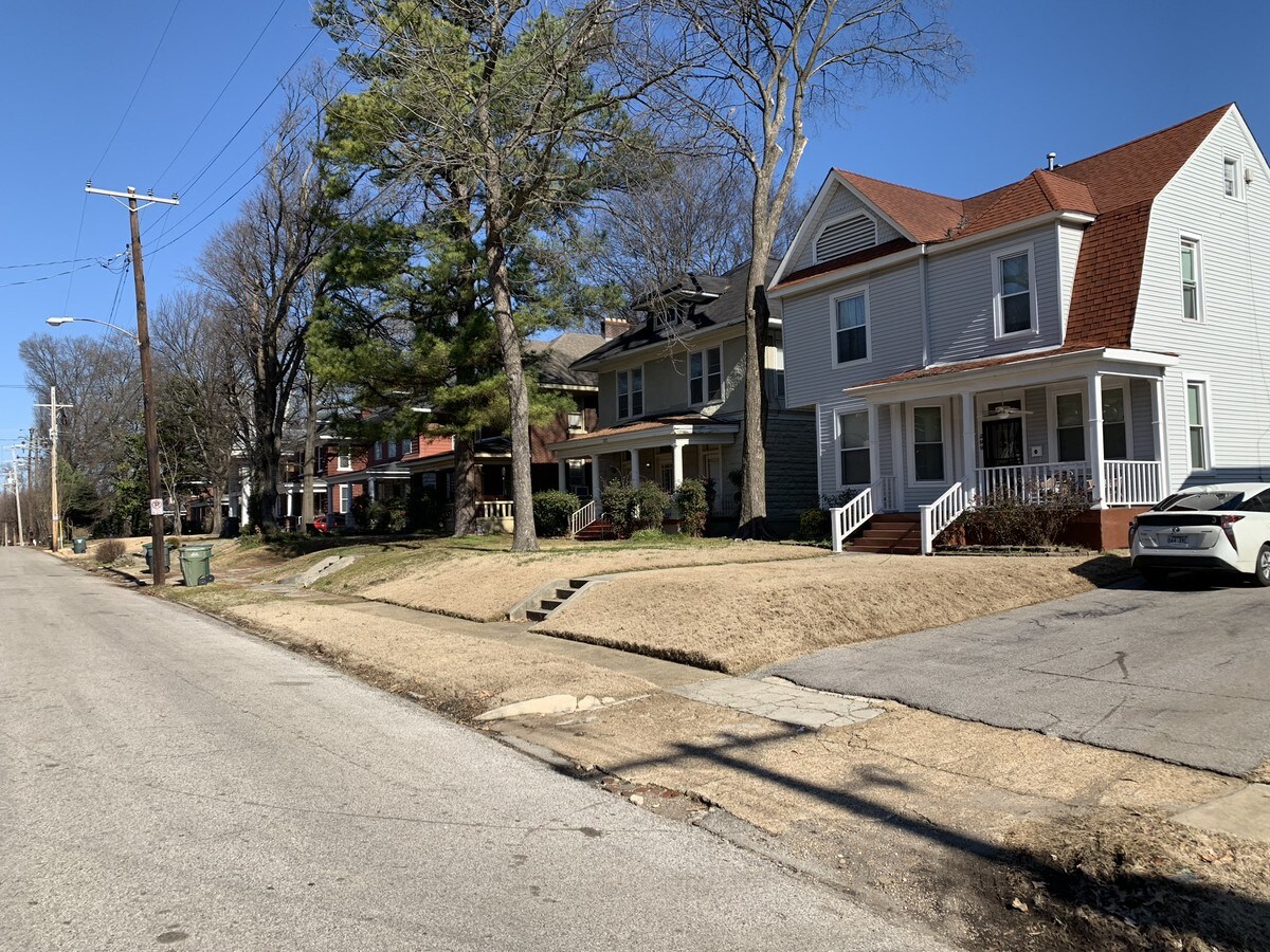 289 Garland St, Memphis, TN 38104