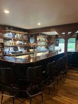 Lewiston Hotel Bar & Grill - Pub