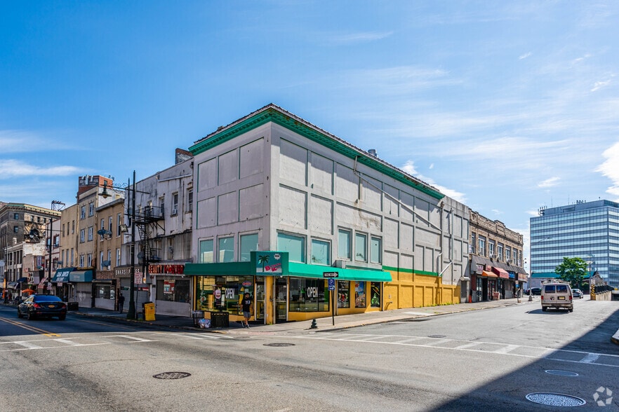 277 Main St, Paterson, NJ for lease - Primary Photo - Image 2 of 12