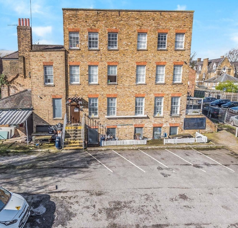 399-401 High Rd, London for sale Building Photo- Image 1 of 1