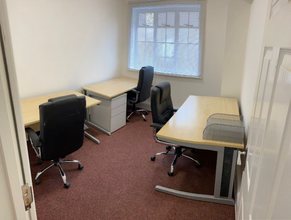 2 High St, Leatherhead for lease Interior Photo- Image 1 of 4