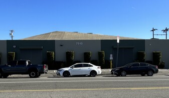 7900-7910 Clybourn Ave, Sun Valley CA - Warehouse