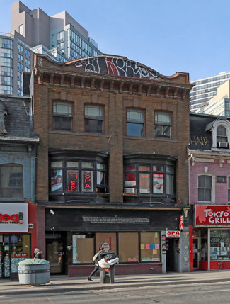 More details for 578-580 Yonge St, Toronto, ON - Retail for Sale