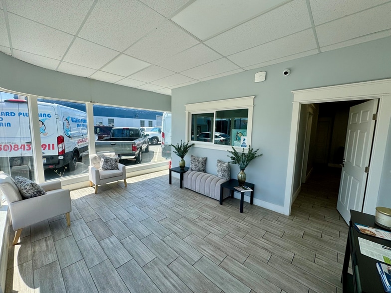 101 E 25th Ave, San Mateo, CA for lease - Interior Photo - Image 2 of 6