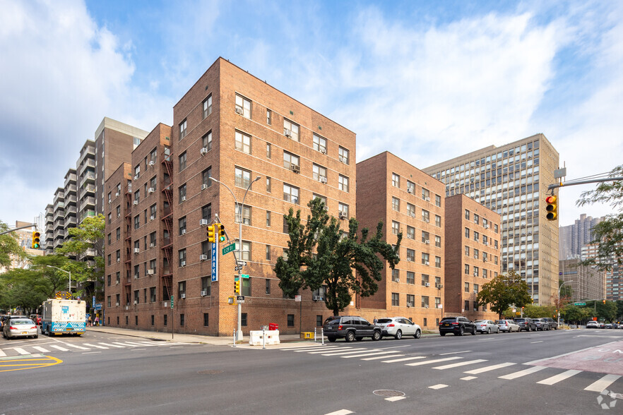 350 E 30th St, New York, NY for sale - Primary Photo - Image 1 of 1