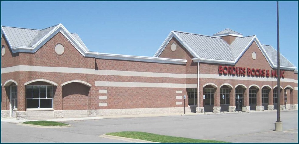 5601 Mercury Dr, Dearborn, MI for sale - Building Photo - Image 1 of 1