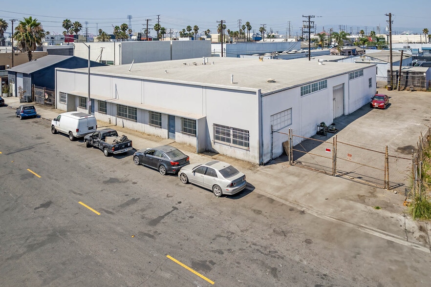 1345 Cota Ave, Long Beach, CA for lease - Building Photo - Image 1 of 13