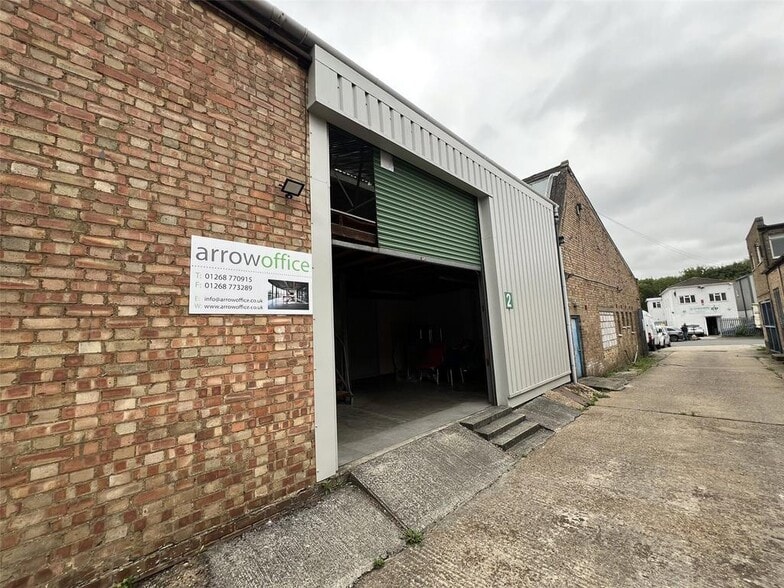 45 Brook Rd, Rayleigh for lease - Primary Photo - Image 1 of 11