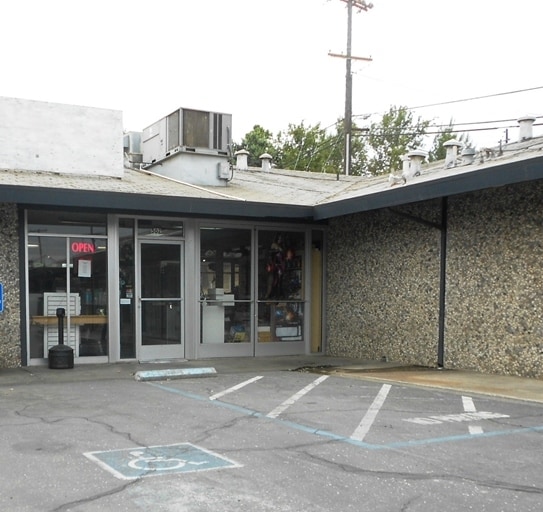 500-520 J St, Marysville, CA for lease - Building Photo - Image 3 of 6