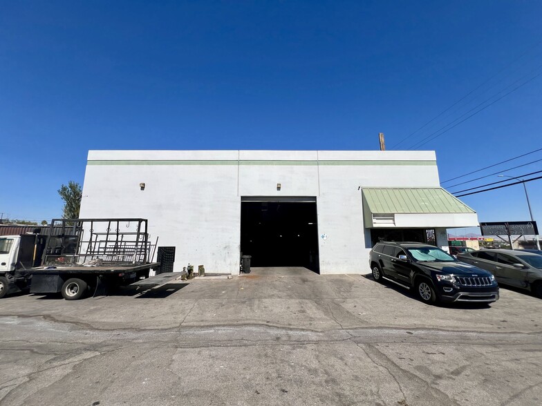 1921 Losee Rd, North Las Vegas, NV for lease - Building Photo - Image 3 of 5