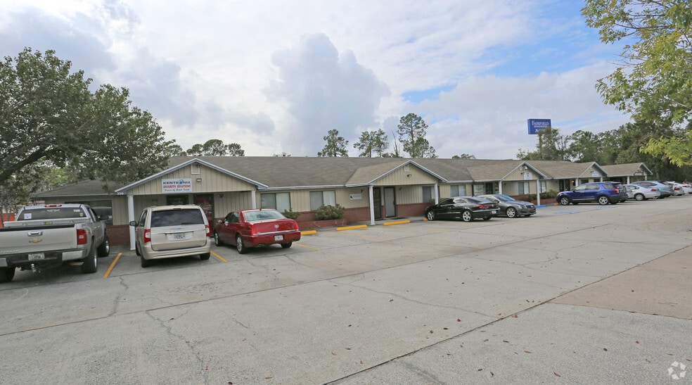350 Eldridge Ave, Orange Park, FL for lease - Primary Photo - Image 2 of 3