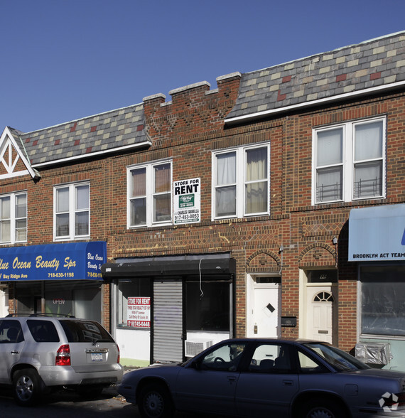 33 Bay Ridge Ave, Brooklyn, NY for lease - Building Photo - Image 1 of 2