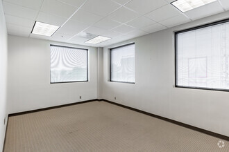 1447 Peachtree St NE, Atlanta, GA for lease Interior Photo- Image 2 of 4