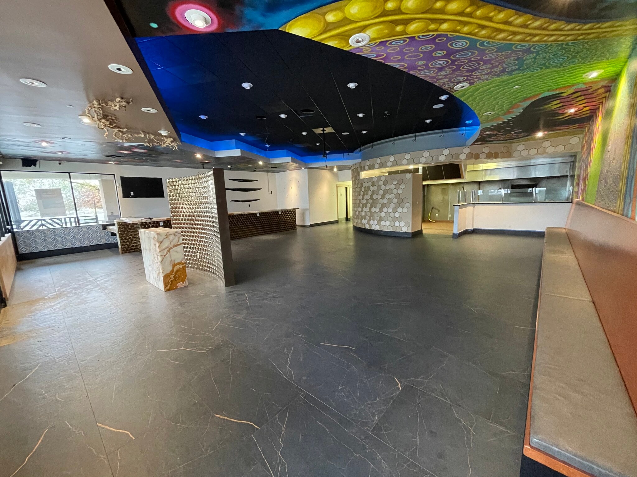 9530-9600 Hageman Rd, Bakersfield, CA for lease Interior Photo- Image 1 of 4