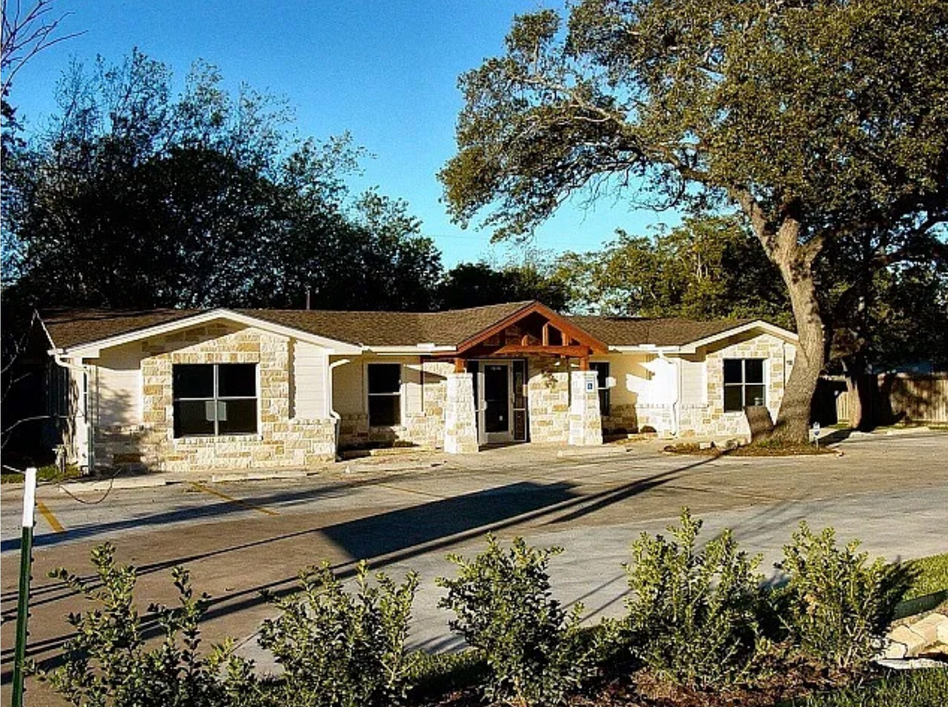 1616 Williams Dr, Georgetown, TX for sale Building Photo- Image 1 of 1