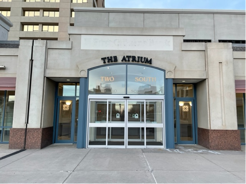 2 N Cascade Ave, Colorado Springs, CO for lease - Primary Photo - Image 1 of 1