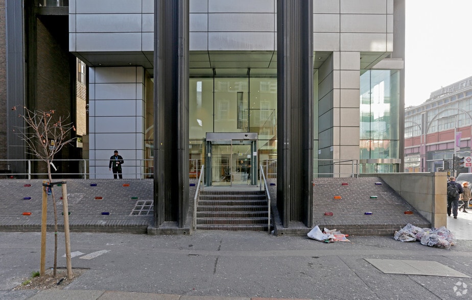 91 Waterloo Rd, London for lease - Building Photo - Image 2 of 7