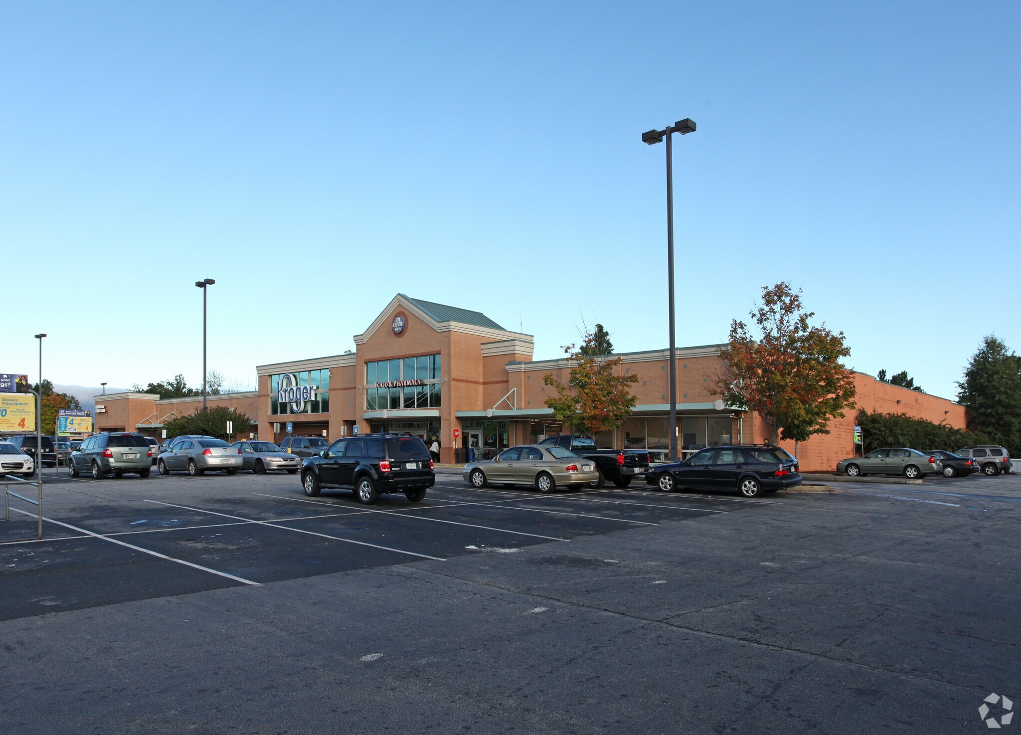 6670 Covington Hwy, Lithonia, GA for lease Primary Photo- Image 1 of 6