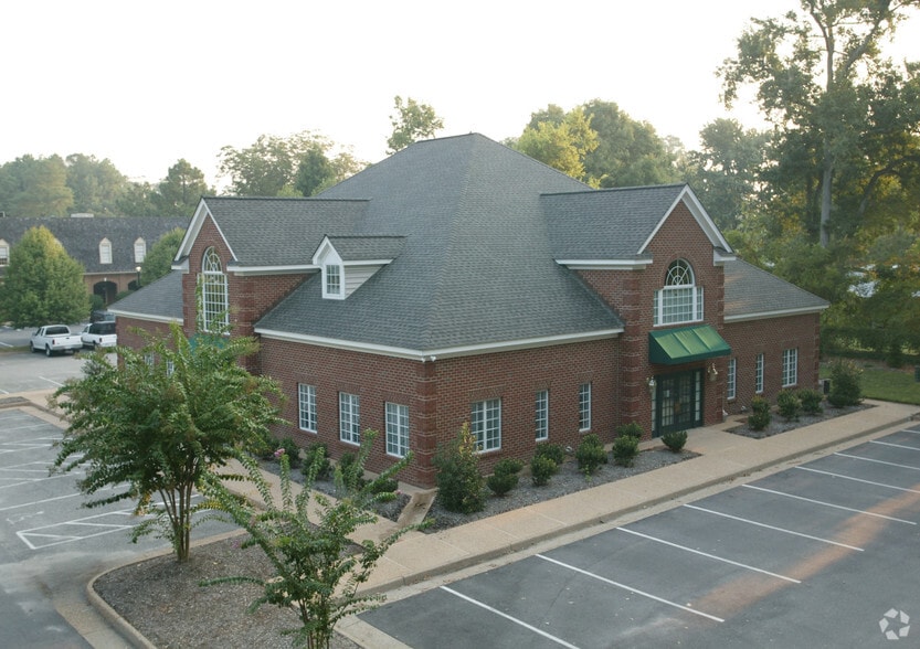 3526 George Washington Mem Hwy, Yorktown, VA for lease - Building Photo - Image 2 of 2