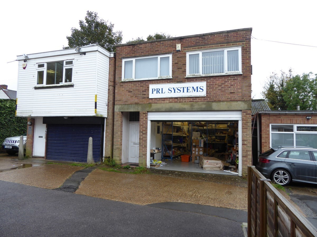 3335A Nork Way, Banstead, SRY SM7 1PB