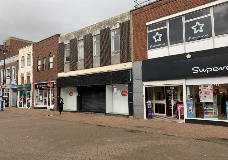 51-52 High St, Gosport for sale - Building Photo - Image 1 of 1