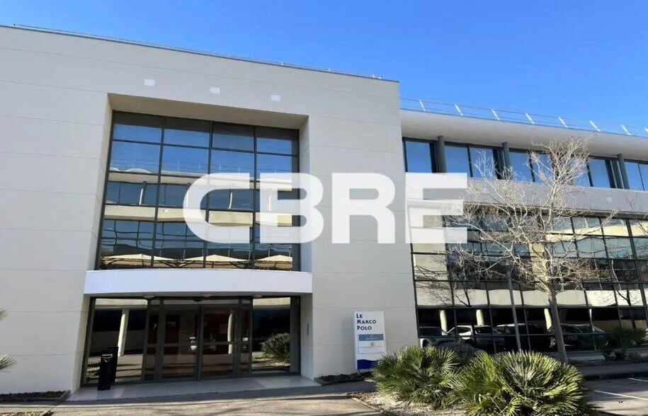 Office in Mougins for lease - Building Photo - Image 1 of 5