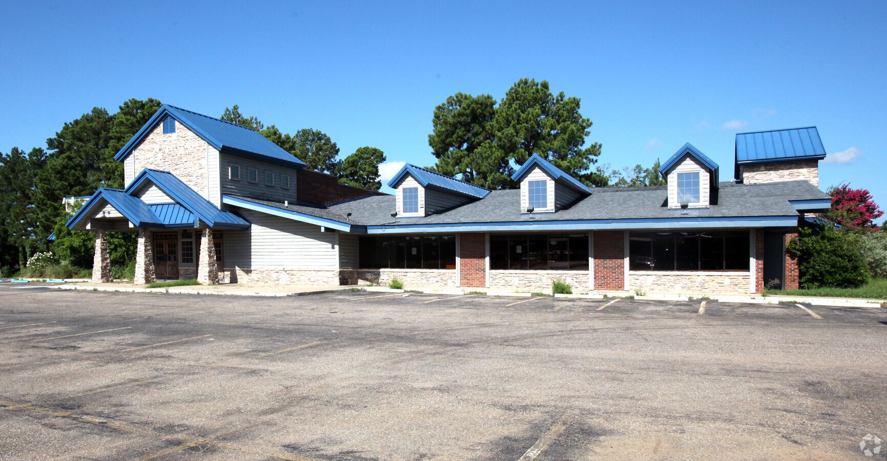 2941 Bert Kouns Industrial Loop, Shreveport, LA 71118