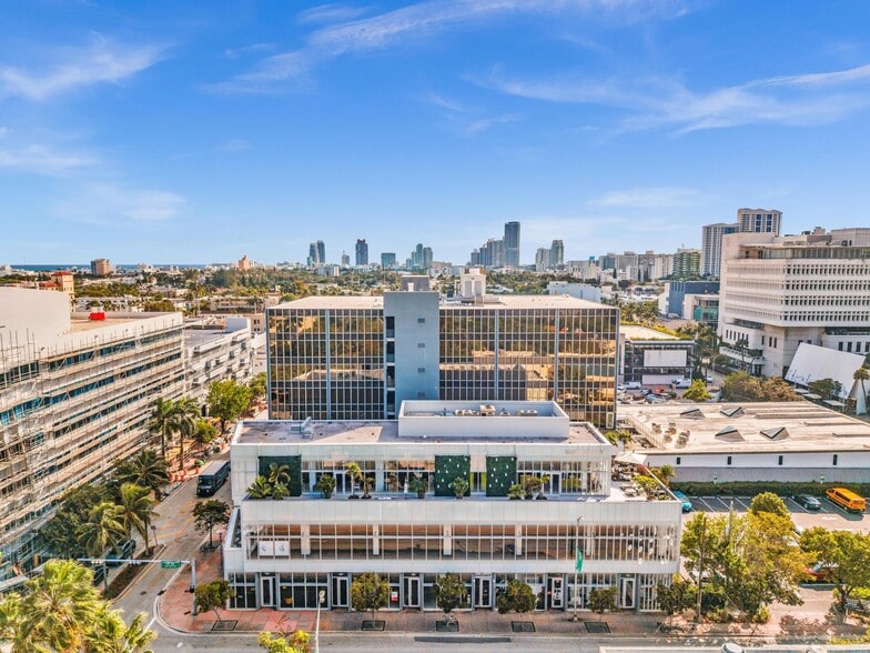 1680 Michigan Ave, Miami Beach, FL for sale - Building Photo - Image 2 of 12