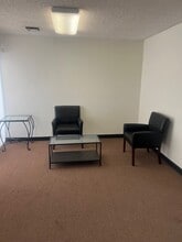 1703 Civic Center Dr, North Las Vegas, NV for lease Interior Photo- Image 2 of 3