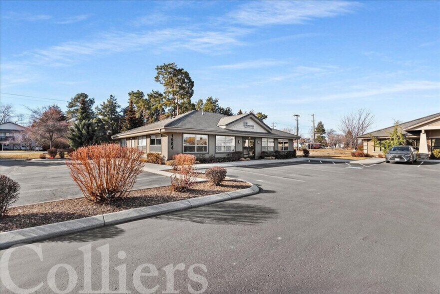 1904 W Overland Rd, Boise, ID 83705