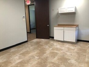 9810 FM 1960 Bypass Rd W, Humble, TX for lease Interior Photo- Image 2 of 6