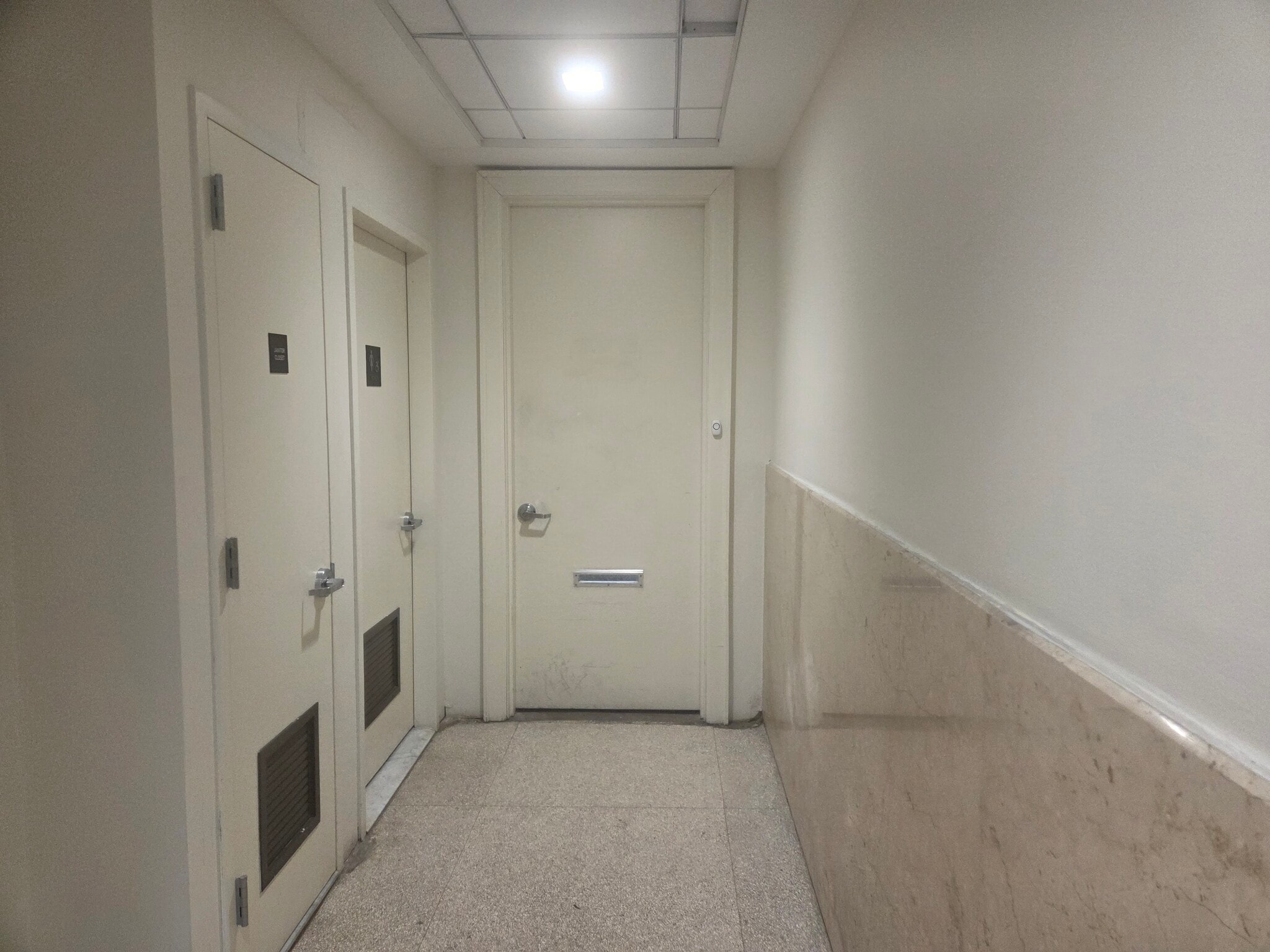 225 Broadway, New York, NY for lease Interior Photo- Image 1 of 6