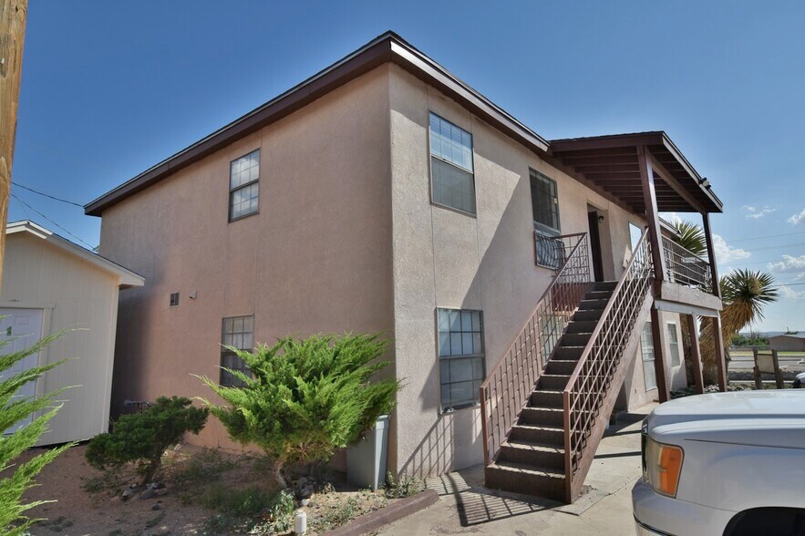 2210 Sambrano Ave, Las Cruces, NM for sale - Primary Photo - Image 1 of 1