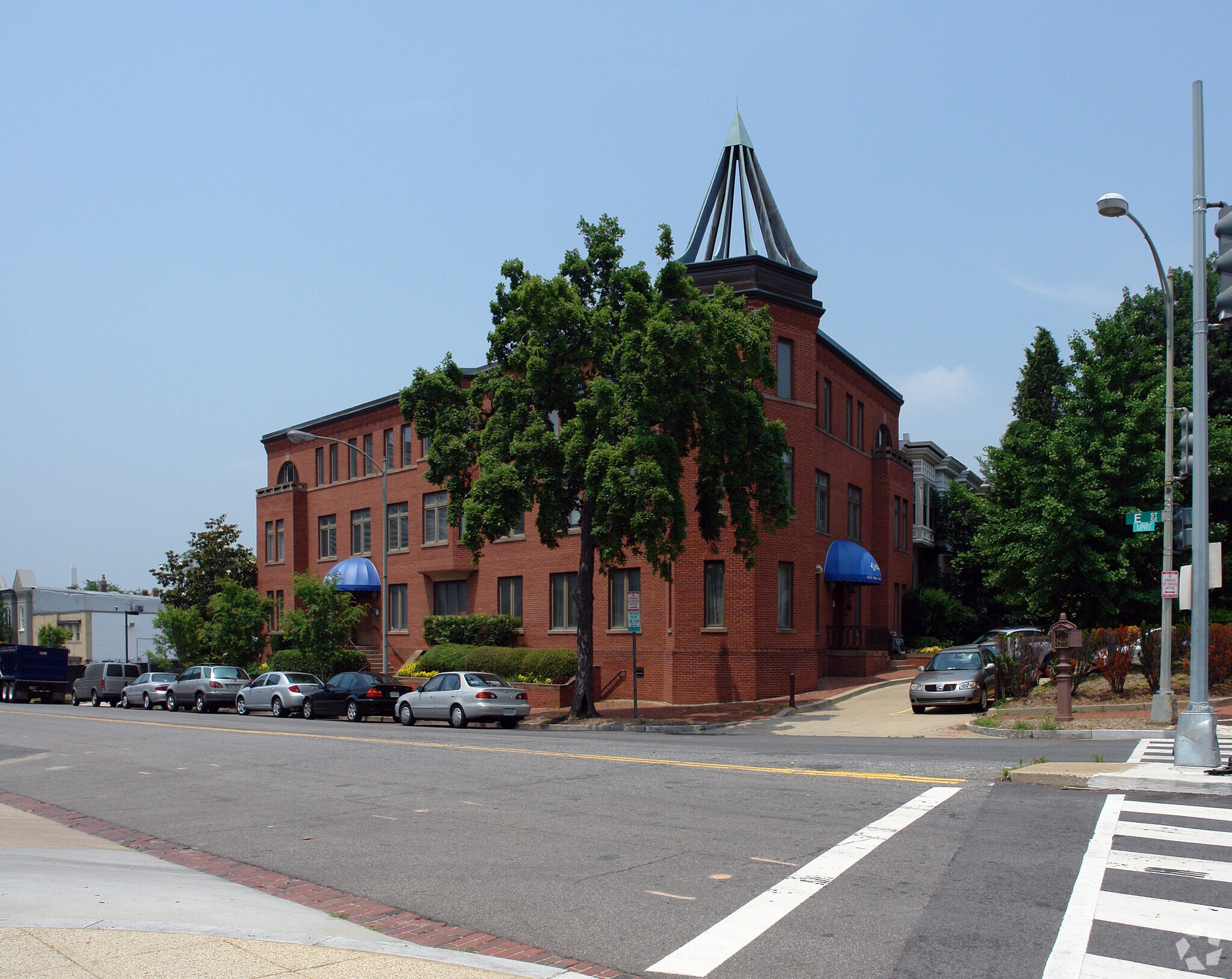 453 New Jersey Ave SE, Washington, DC for sale Primary Photo- Image 1 of 1