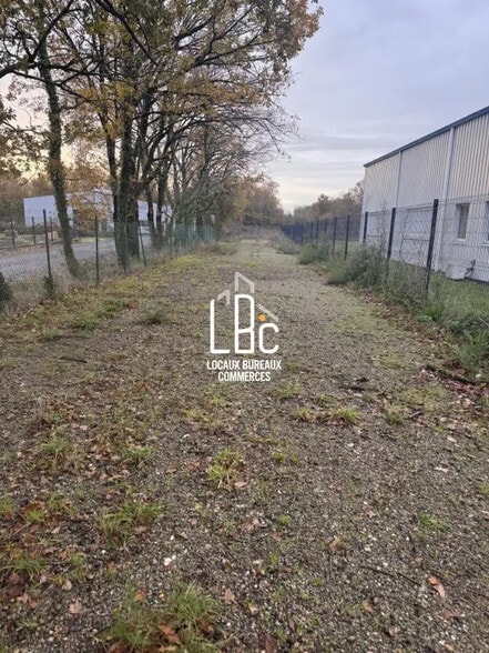 22 Route De La Forêt, Saint-Aignan-Grandlieu for sale - Building Photo - Image 3 of 7