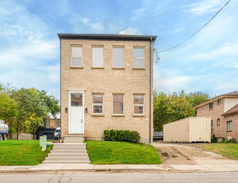 180 Simcoe St, London, ON for lease - Building Photo - Image 1 of 1