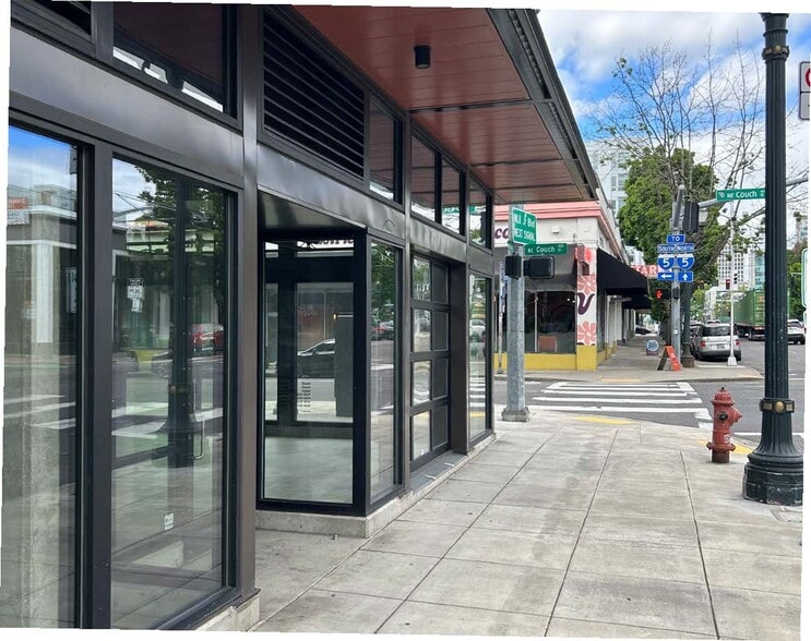 77 NE Grand Ave, Portland, OR for lease - Building Photo - Image 3 of 33