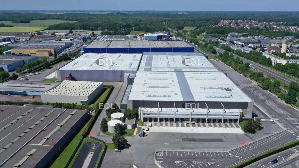Industrial in Tournan-en-Brie for lease - Aerial - Image 2 of 13
