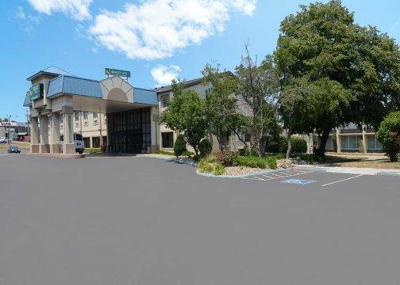 2940 Chenoweth Rd, Akron, OH for sale Building Photo- Image 1 of 1