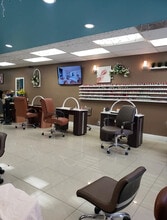 9581-9625 Foothill Blvd, Rancho Cucamonga, CA for lease Interior Photo- Image 1 of 6