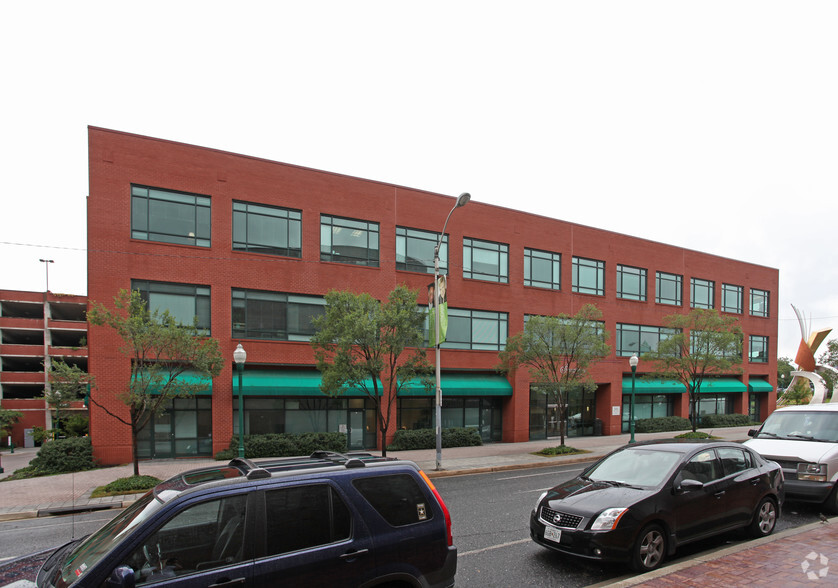 1040 Park Ave, Baltimore, MD for lease - Building Photo - Image 2 of 7