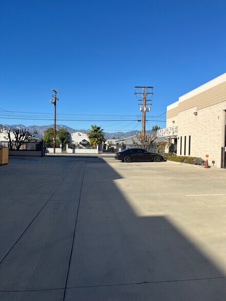 10932-10938 Schmidt Rd, El Monte, CA for lease - Building Photo - Image 2 of 10
