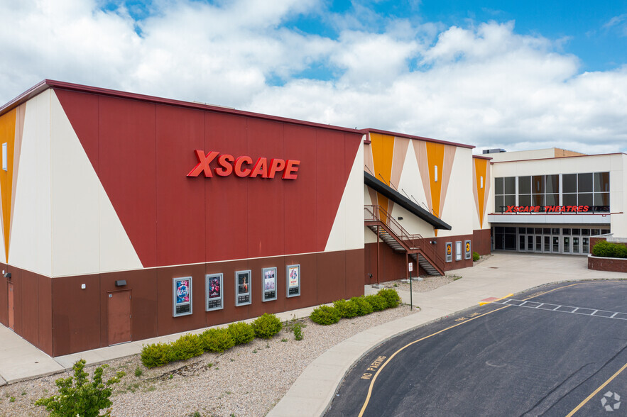 9471 Colerain Ave, Cincinnati, OH 45251 - Xscape Theatres Northgate 14 ...