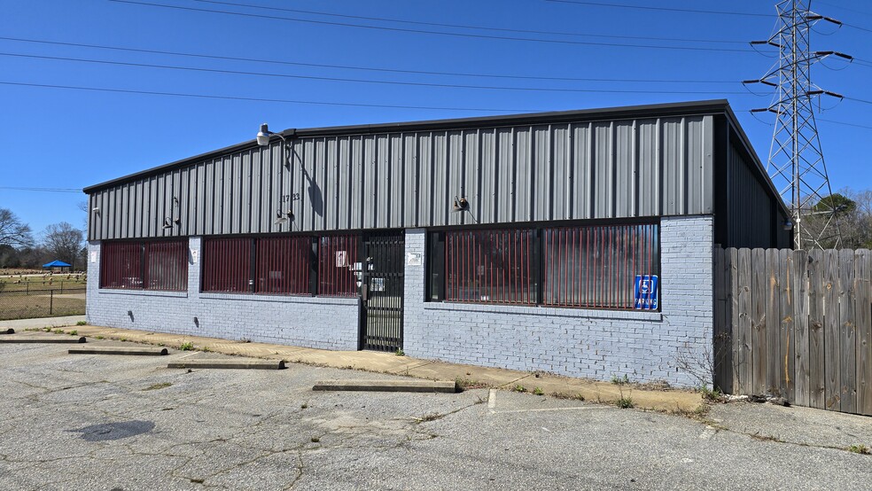 1733 Piedmont Hwy, Piedmont, SC for sale - Building Photo - Image 1 of 19