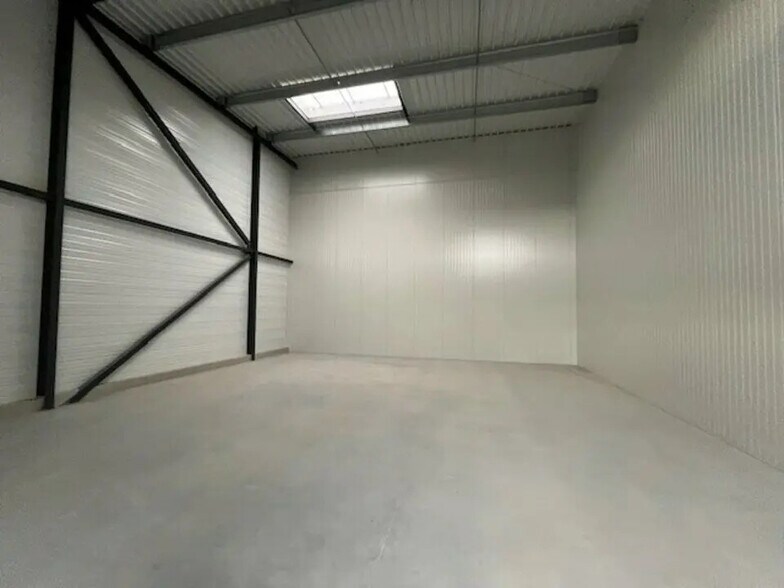 Flex in Theix for sale - Building Photo - Image 2 of 2