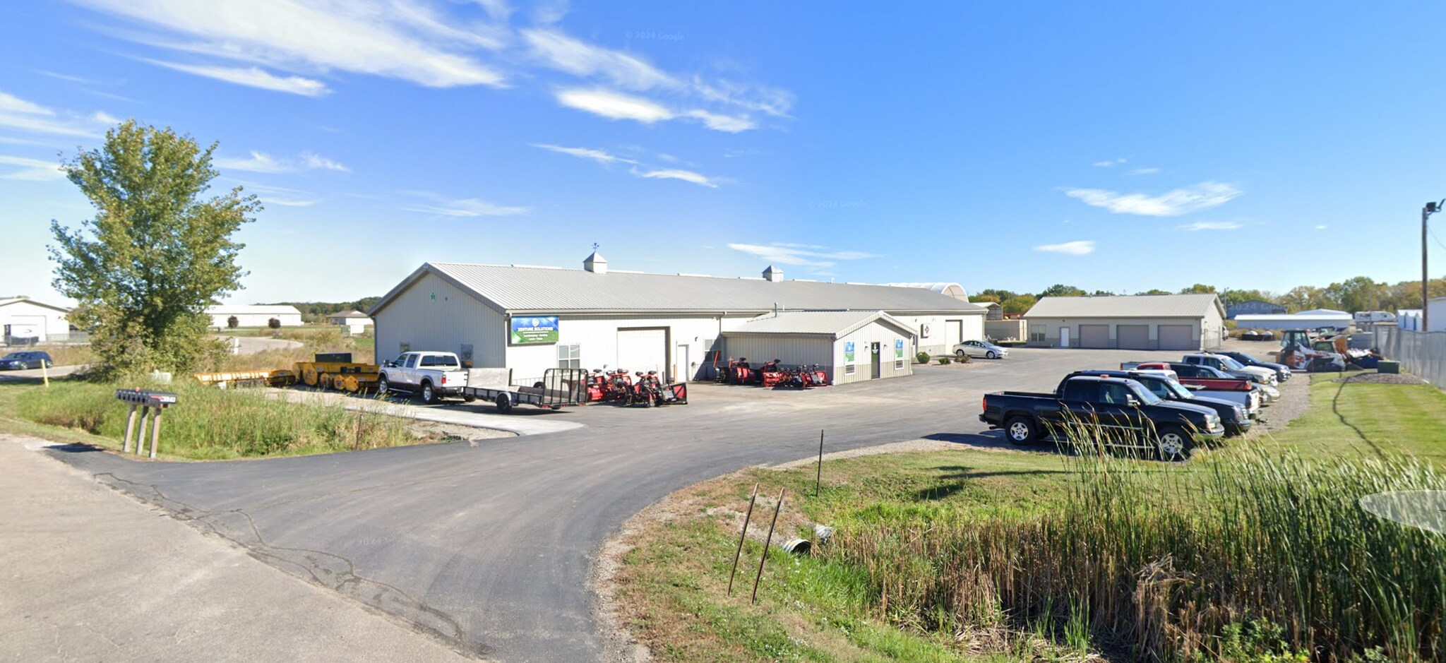 N126 Speedway Ln, Kaukauna, WI for lease Building Photo- Image 1 of 2