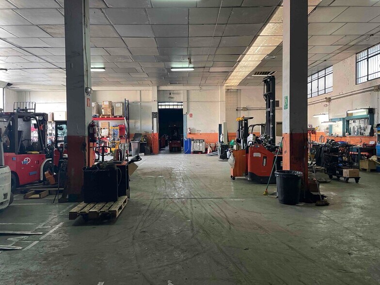 Industrial in Arganda del Rey, Madrid for sale - Building Photo - Image 2 of 15
