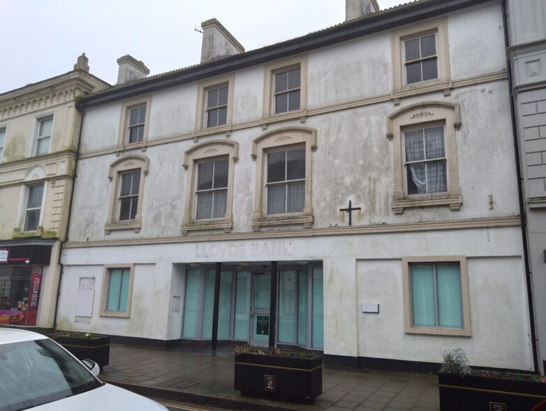 13 Fore St, Callington for sale - Building Photo - Image 1 of 1