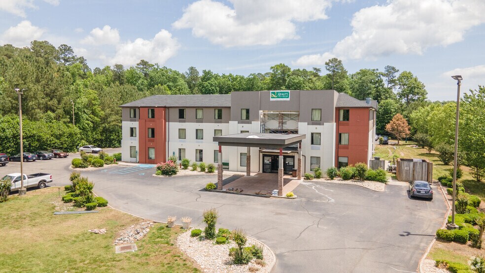 6639 Foresthill Ave, Gloucester, VA for sale - Primary Photo - Image 1 of 1