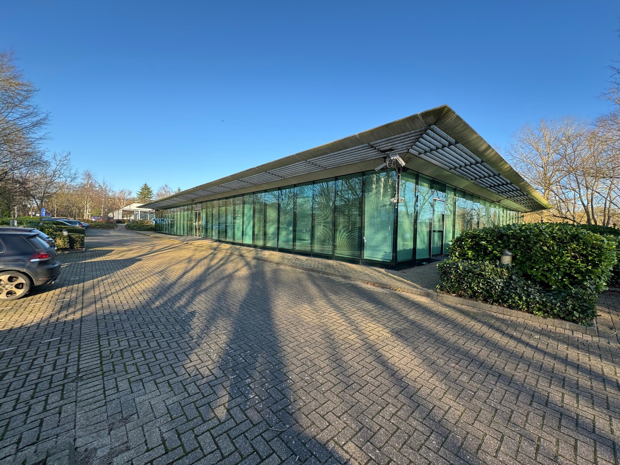 2 Bramley Rd, Milton Keynes for lease Building Photo- Image 1 of 3